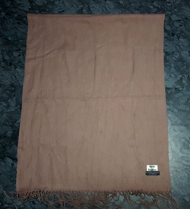 Шалове Gucci /Acne Studios / шапка Jean Paul Gaultier