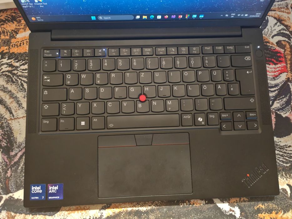 Lenovo Thinkpad E14 Gen 7 32GB 1TB Intel Ultra 7 258V SCHIMB cu Macbook Pro