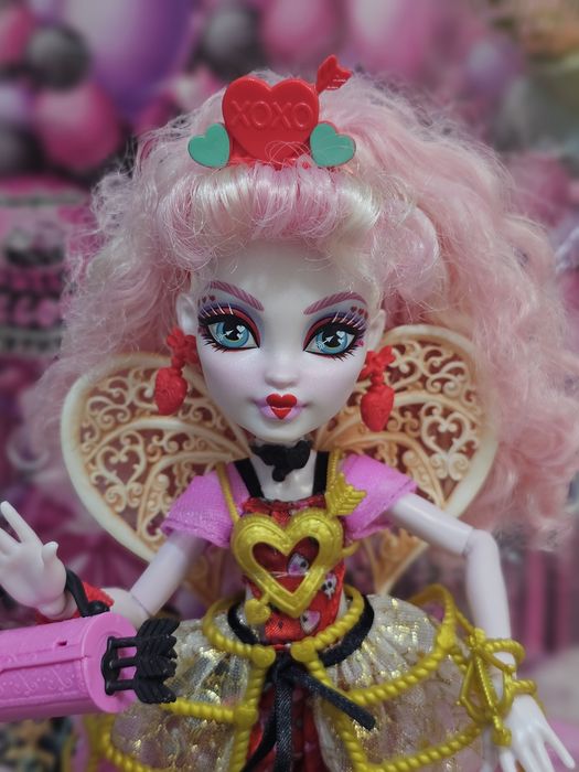Кукла монстер хай Кьюпид monster high