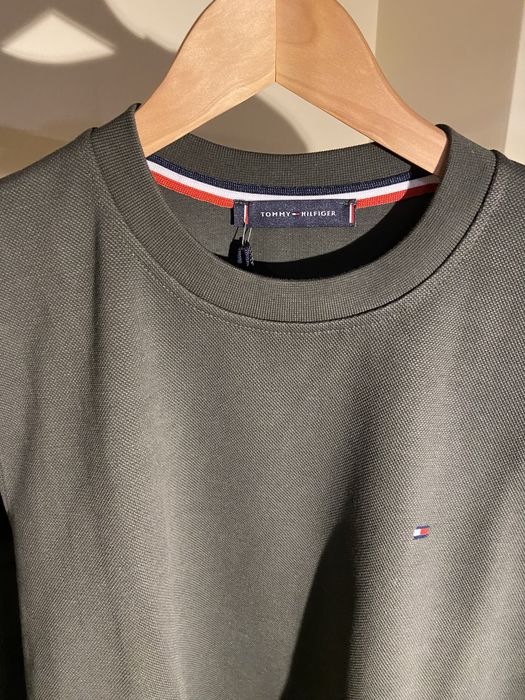 Зимна разпродажба Tommy hilfiger блузи