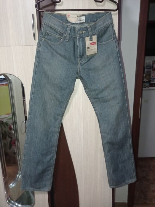 Blugi Dama,Slimfit Levi Strauss,Originali.Pret-150 Lei.
