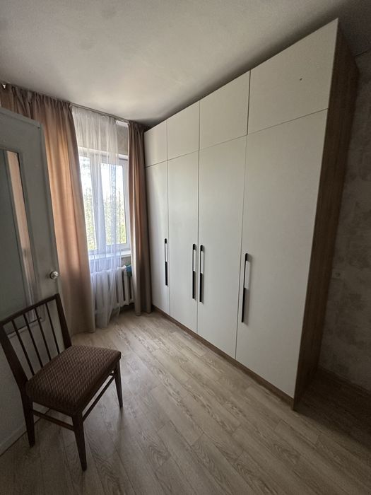 Продам срочно шкаф