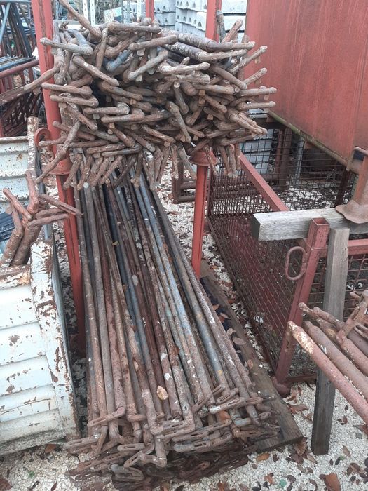 Bare scurte si lungi schela metalica