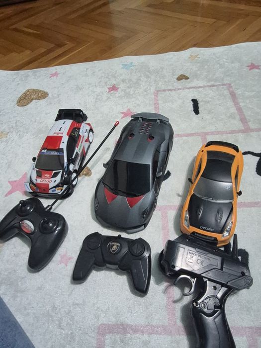 Lot masini telecomanda