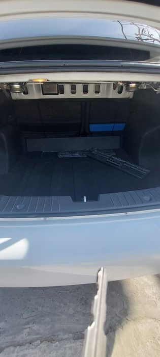 Nexia 3moshina yangi