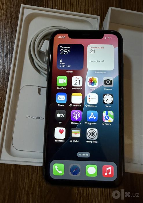 Iphone 11, 64 Gb, qora, karobka, ideal sotiladi