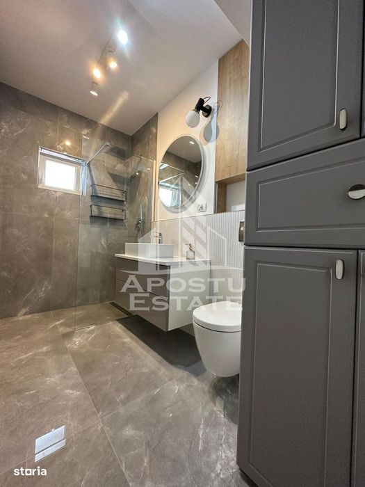 Apartament de vanzare cu 2 camere, Bucatarie inchisa, zona Soarelui