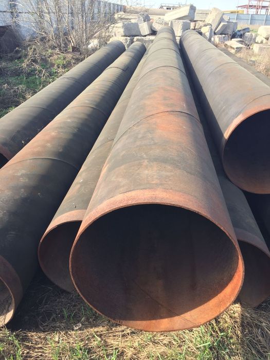 Продам трубы стальные диаметр  530-630