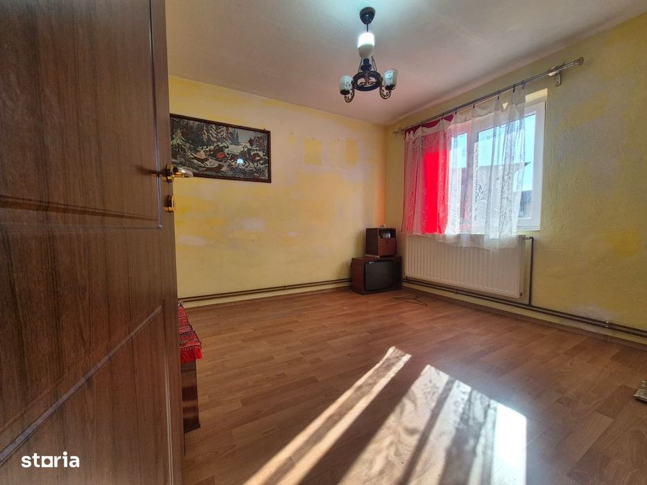 De vânzare apartament 2 camere – zona 8 Mai, Târgu Jiu