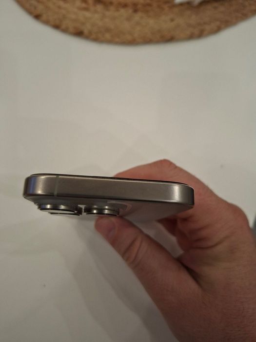 iPhone 16 pro -128GB