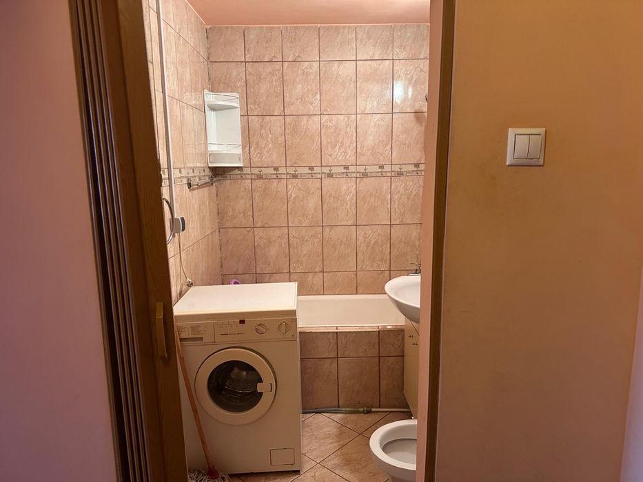 Garsoniera de vanzare