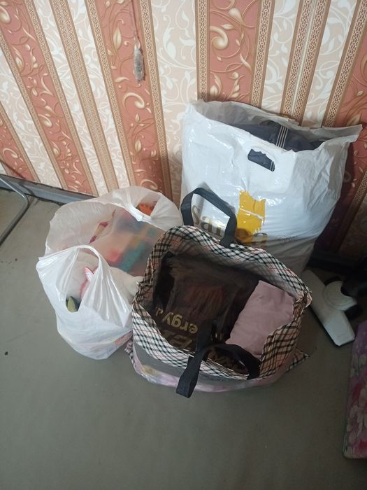 Отдам вещи на девочку