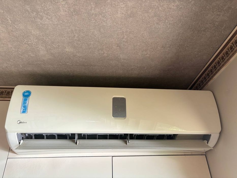 Konditsaner Midea 24
