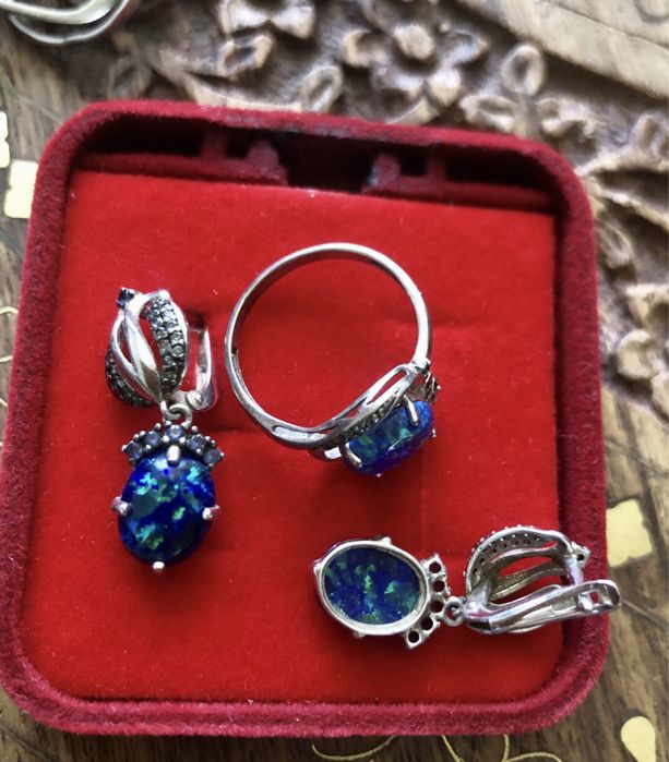 Серебряные комплекты