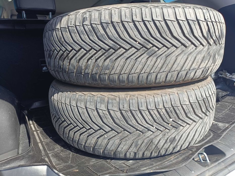 Гуми 2 бр - MICHELIN 225/60/17 - ДОТ 24