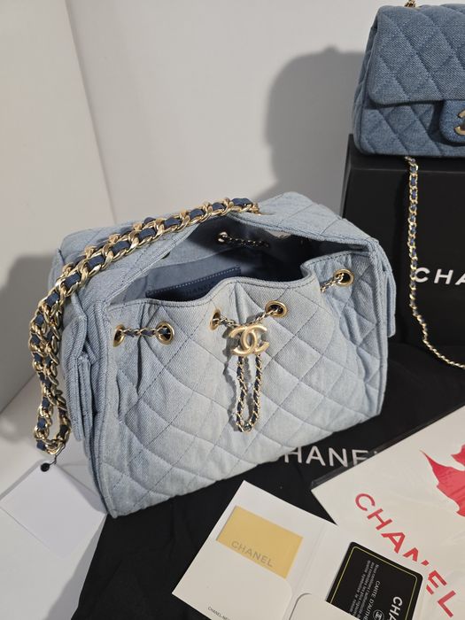 Налична чанта Chanel Hobo 25S Denim