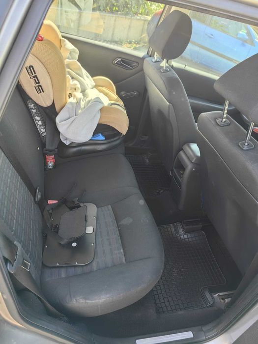 Mercedes benz A180