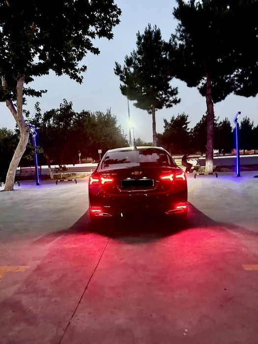 Malibu 2.4 premier qilingan polniy metan gaz