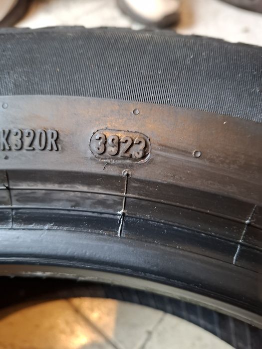 2 Всесезонни гуми Пирели 205/55/16 ДОТ23 7мм