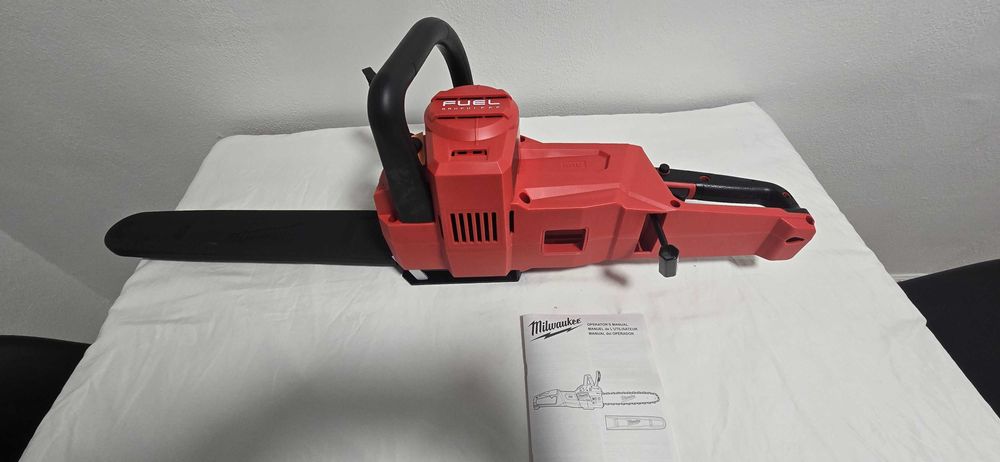 Drujba, Fierestrau cu lant Milwaukee m18 FCHS, lama de 40cm