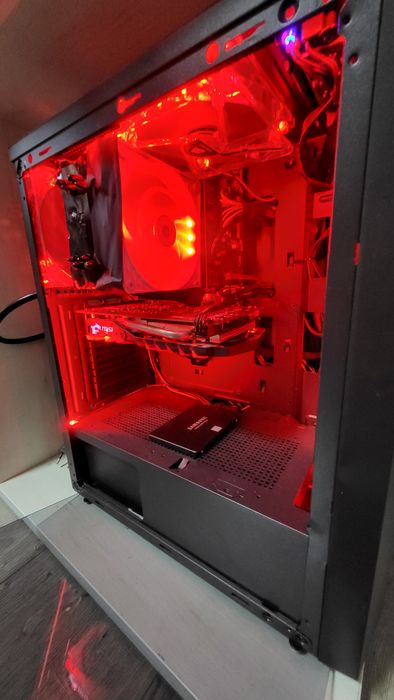 Компютър core i7 4770 ,16gb Ram ,240GB Samsung ssd ,GeForce 1050ti