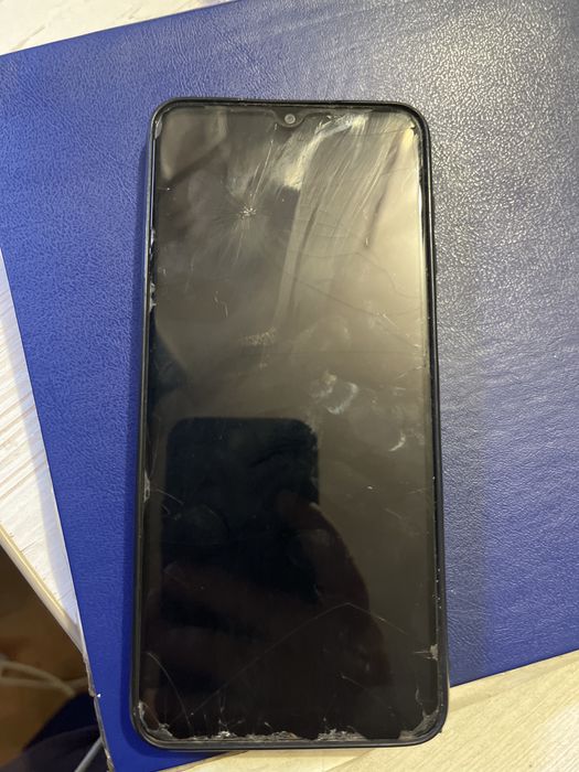 Galaxy A22, буу.
