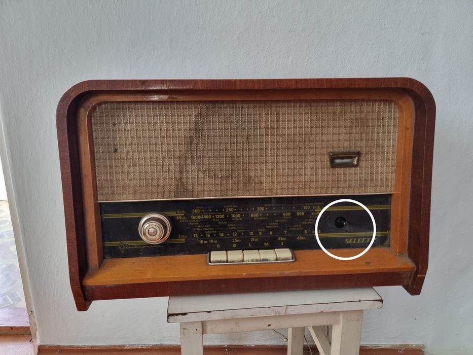 Aparat radio vechi," select 2"