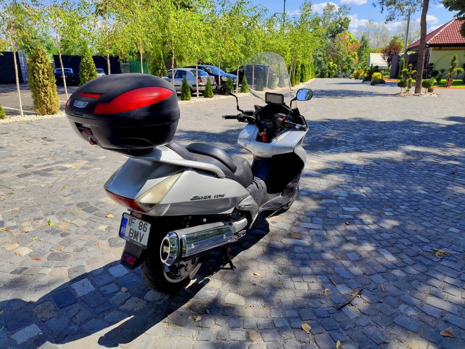 Honda silver wing 600