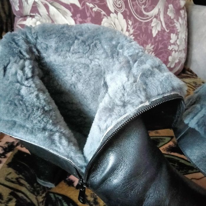 Зимние кожаные сапожки