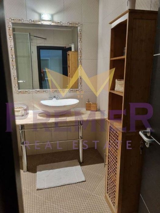 Тристаен апартамент, Евксиноград