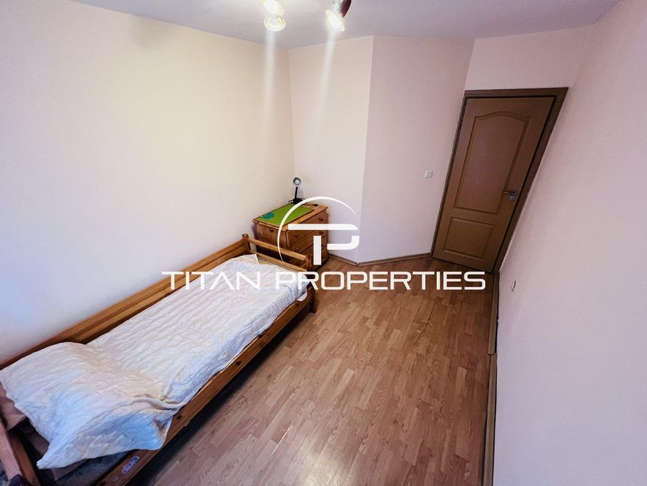 Дава се под наем Тристаен апартамент в Бургас, Възраждане - 112 кв.м за 510 € - Снимка #5