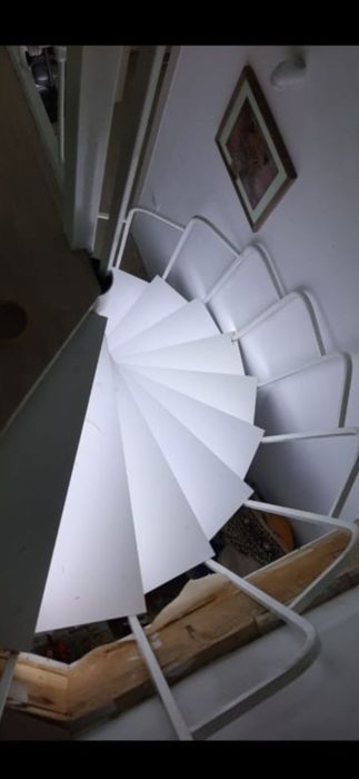 Лестница винтовая