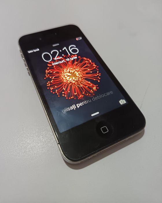 Iphone 4s fara incarcator