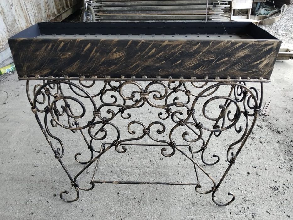 Мангал. Хороший подарок.