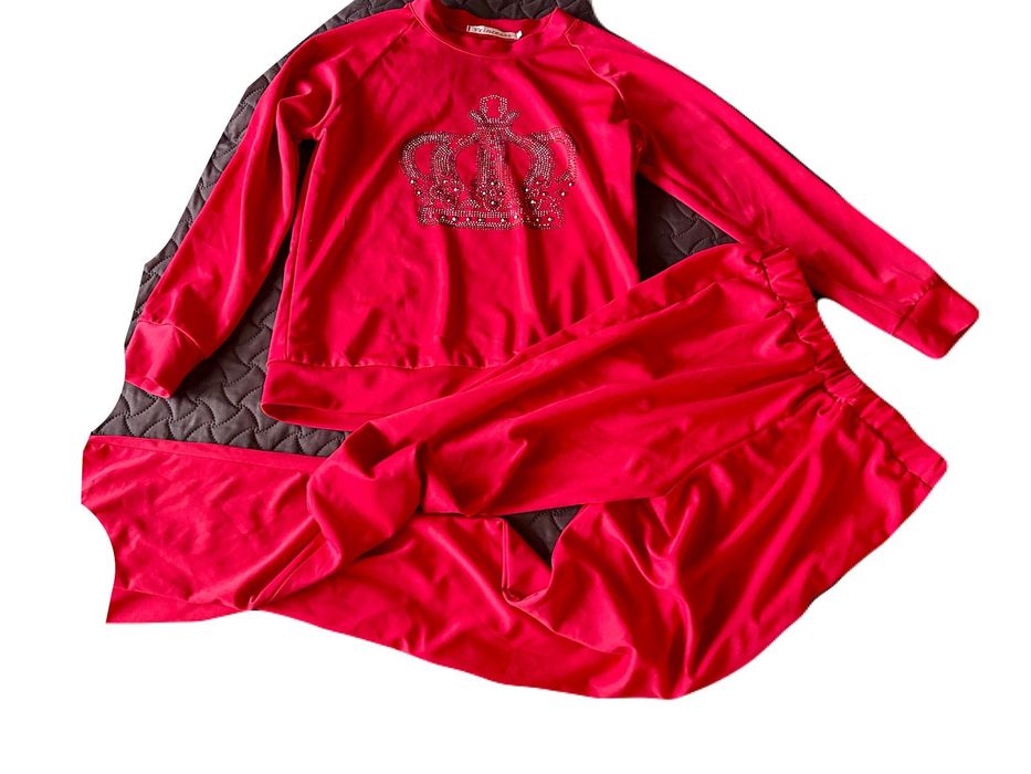 КОМПЛЕКТ от спортно  трико от 2 части