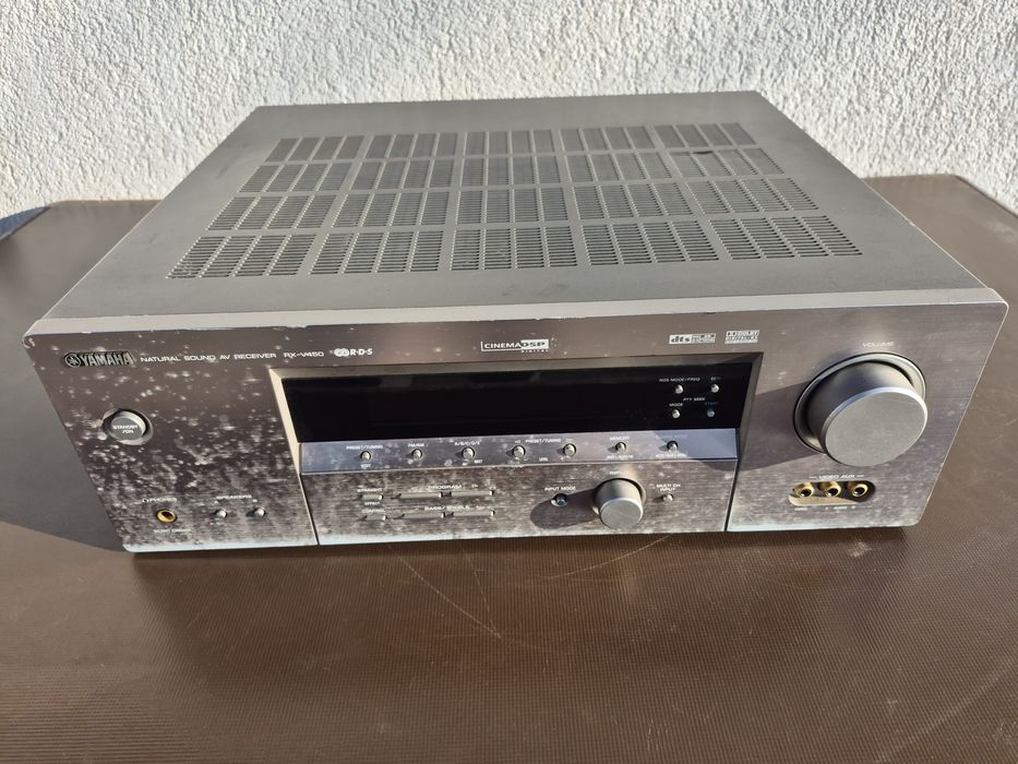 Vând YAMAHA Natural Sound AV RECEIVER RX - V450