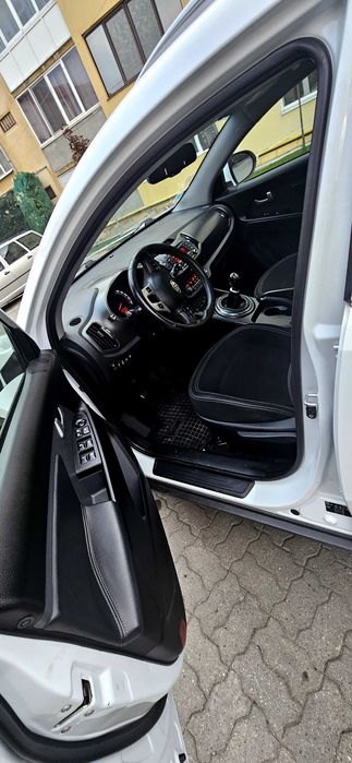 KIA Sportage 2011 — imagine 4