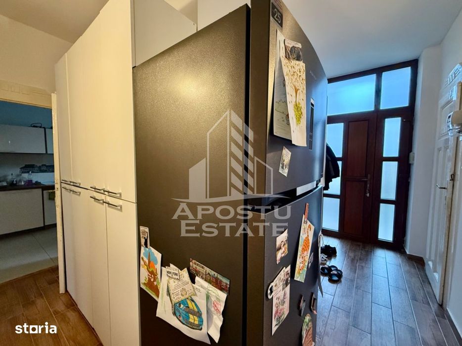 Apartament 3 camere de vanzare, etaj 1,  zona Maria Timisoara