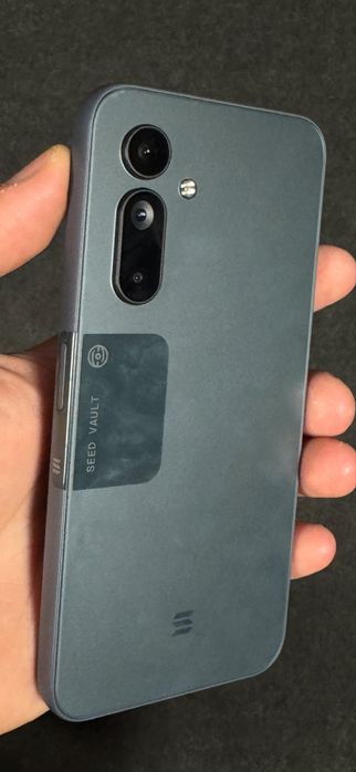 Telefon unic in Romania Solana Mobile Seeker