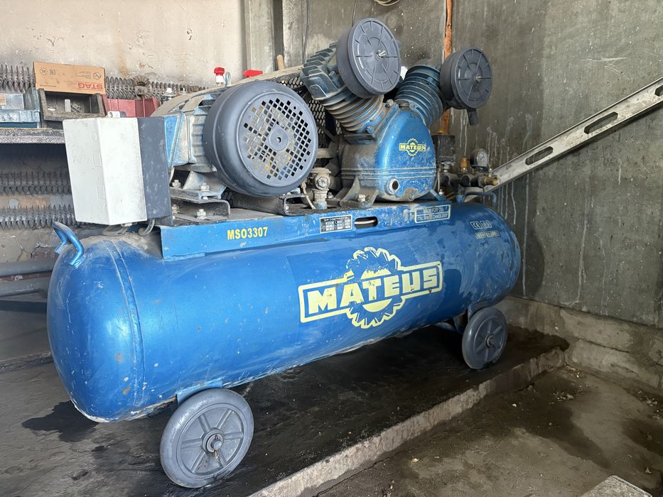 Компрессор Mateus 120 л 380В