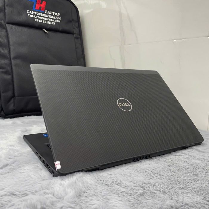 Dell Carbon 7420. 1.2 KG. i5/16/512
