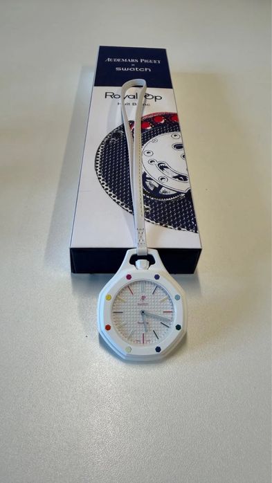 royal pop / audemars piguet x swatch