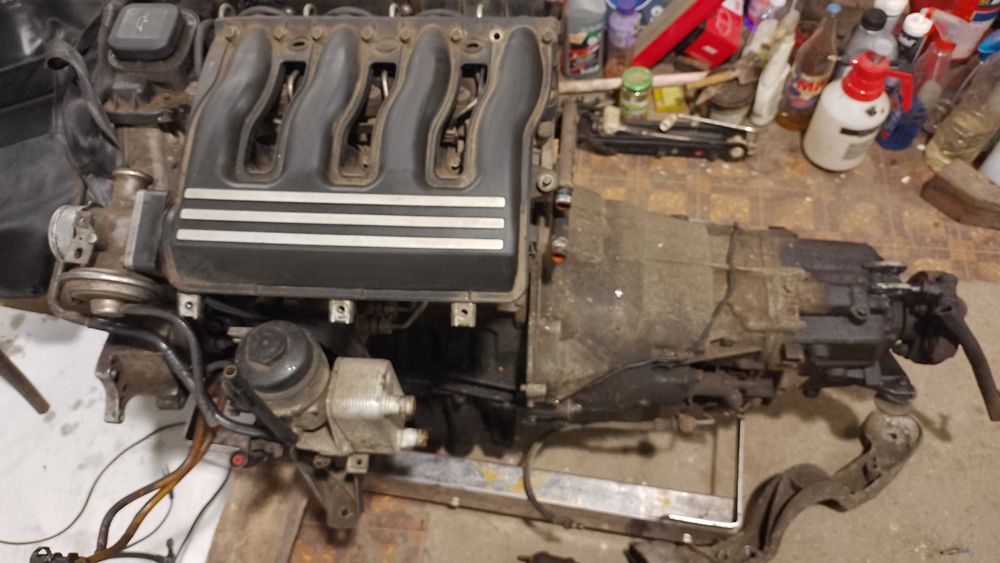 Двигател +скорости BMW E46