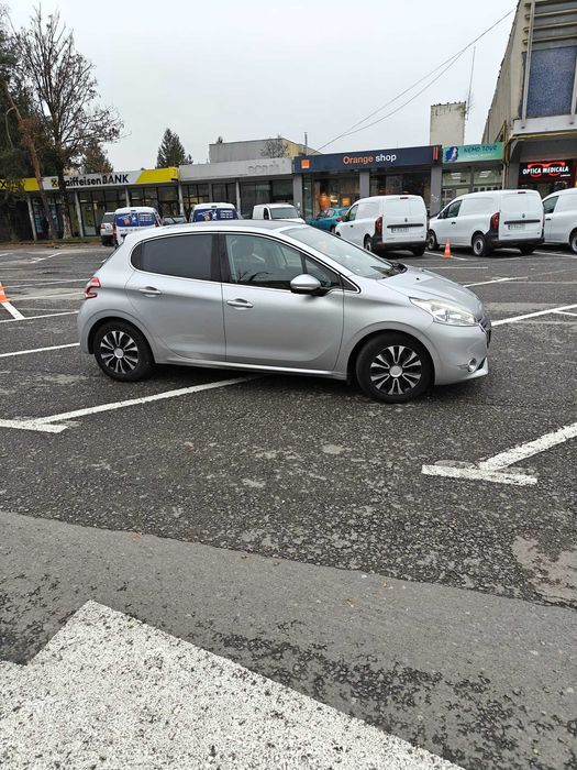 Peugeot 208 VTI  1.2 Benzina Euro 6