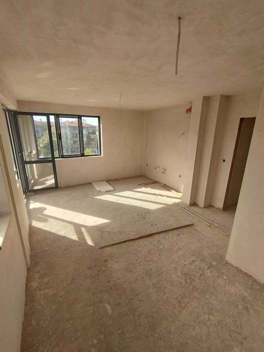 Продава се Двустаен апартамент в Търговище, Боровец - 67 кв.м за 1374 €/кв.м - Снимка #3