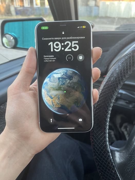 Продам iphone 11 64gd