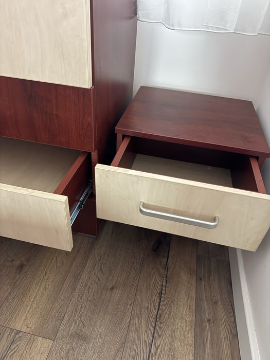 Comoda cu 4 sertare, plus o noptiera 2 sertare