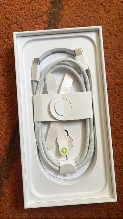 iPhone 16 pro 256 gb