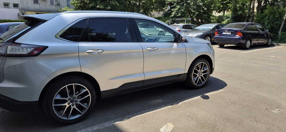 FORD Edge 2016 — imagine 3