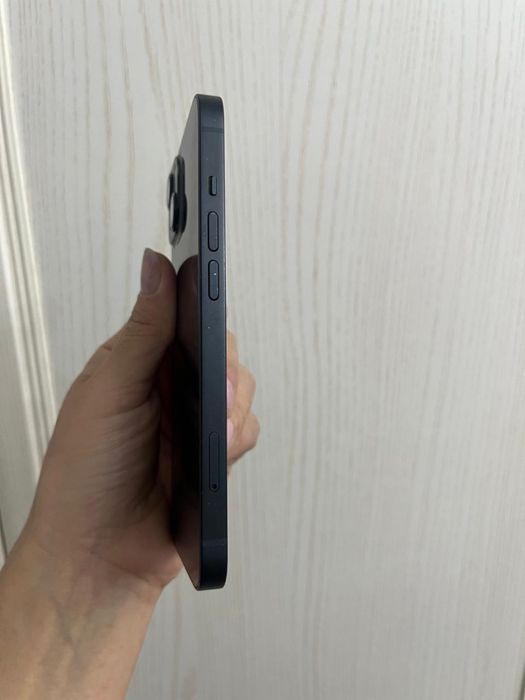 IPhone 13, батарея 80%, состояние хорошее